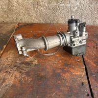 Collettore polini e carburatore per vespa