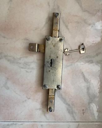 SERRATURA PER SARACINESCA  CON BARRE