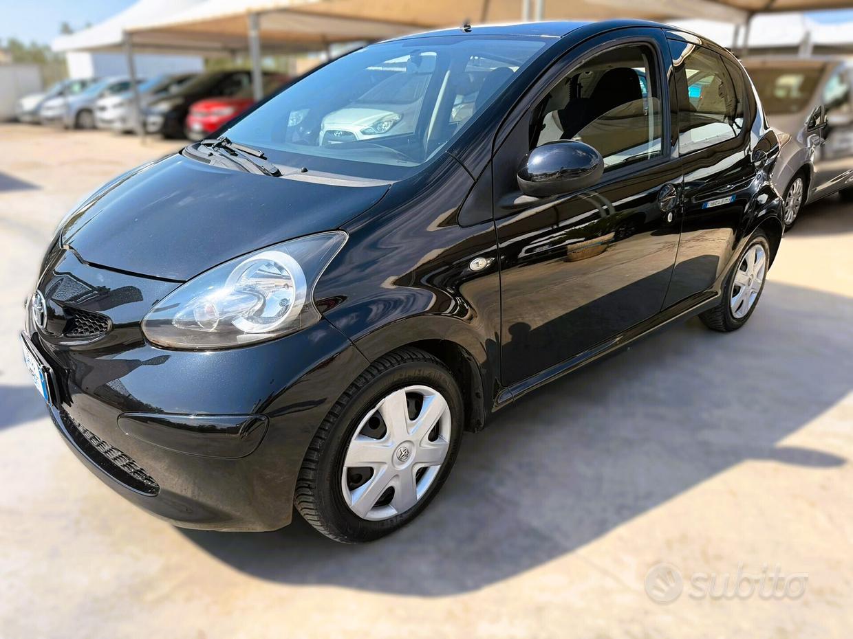 TOYOTA Aygo 1ª serie