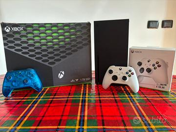 Xbox Serie X 1TB + 2 Controller + Resident evil 4