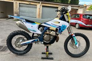 Husqvarna FE 450 Enduro Factory 2025