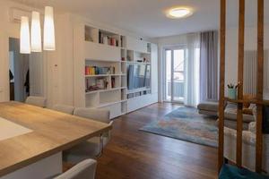 Appartamento di 126 m² con 4 locali e box auto a D