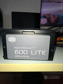 Alimentatore non modulare da 600 watt