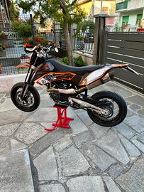 Ktm 690 smc