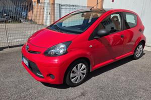 Toyota Aygo 1.0 12V VVT-i 5 porte Lounge Connect