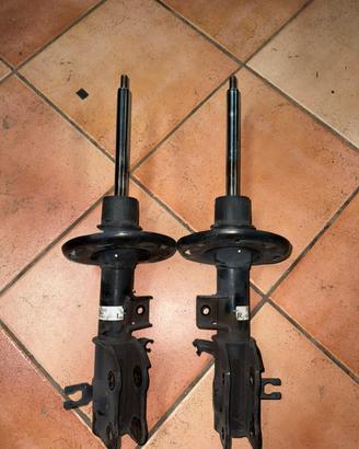 Ammortizzatori anteriroi mazda cx3