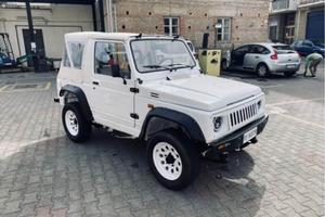 Suzuki SJ 413 cabrio