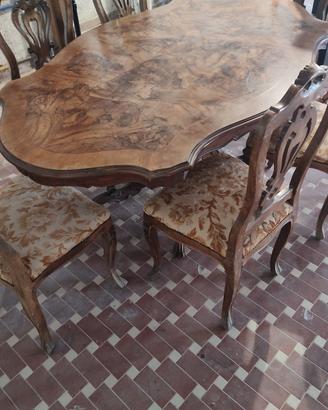 Tavolo in legno massello vintage 