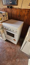 Cucina a Gas con forno 