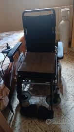 Sedia a rotelle elettrica 