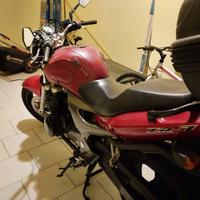 Kawasaki zr7