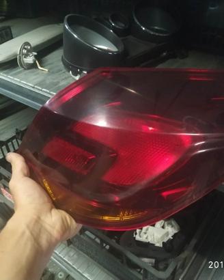Fanale posteriore destro OPEL ASTRA J del 2012