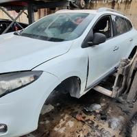 RENAULT MEGANE STATION WAGON 2012 - RICAMBI