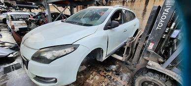 RENAULT MEGANE STATION WAGON 2012 - RICAMBI