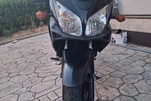 Suzuki v strom 650