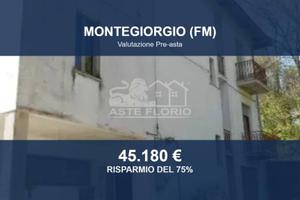 Immobile in asta di 219 m² con più di 5 locali e b