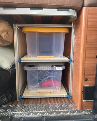 Doppia slitta estraibile per camper o furgoni