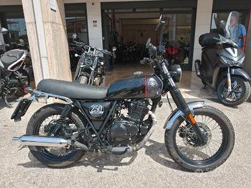 Brixton Saxby 250 2020