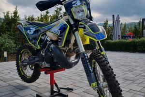Husqvarna 300 TE enduro 