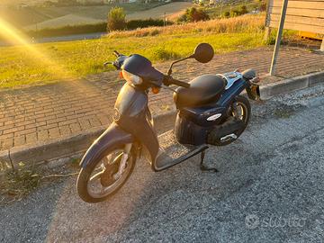 Aprilla Scarabo 50