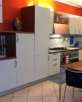 CUCINA USATA