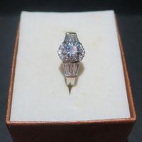 Anello oro bianco e diamanti naturali 