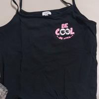 Maglia estiva corta nera con scritte e disegni