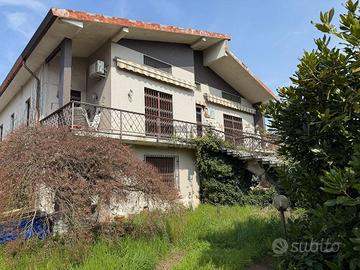 ZONA CRESPI PRESTIGIOSA VILLA SINGOLA