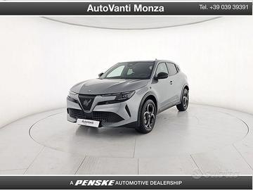 Alfa Romeo Junior 1.2 ibrida Q4 Ti 145cv edct6