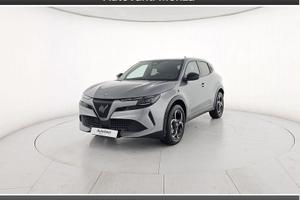 Alfa Romeo Junior 1.2 ibrida Q4 Ti 145cv edct6