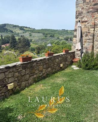 Appartamento di 211 m² con più di 5 locali a Greve