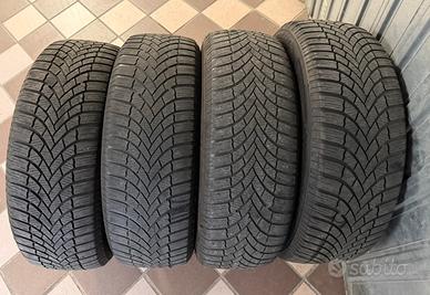 Pneumatici Bridgestone Blizzak LM005 215/65 R17