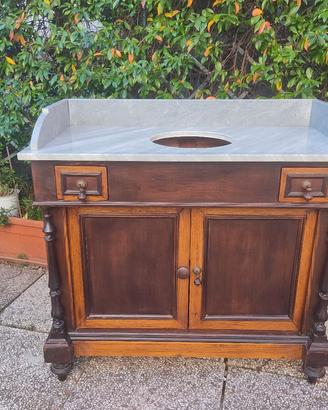 credenza