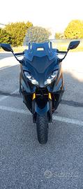Yamaha T Max 560 - 2023