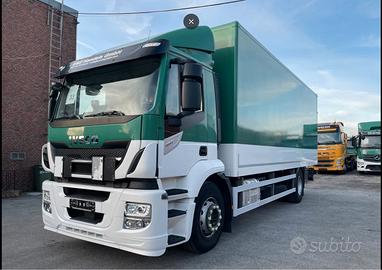 Iveco Stralis AD190S/P33 Euro 6 -00-