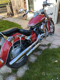 Yamaha drag star 650 cc.