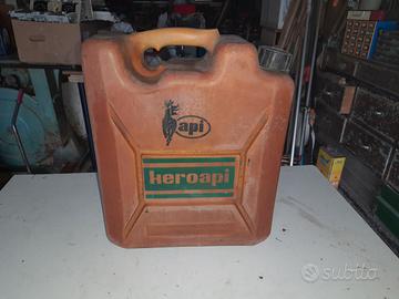 latta kerosene api vintage