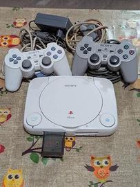 Sony PSone SCPH-102, 2 controller