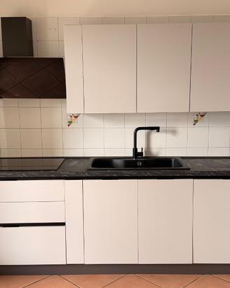 ARREDAMENTO PARI A NUOVO