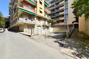 POSTO AUTO A GENOVA