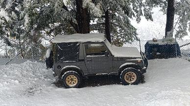 Suzuki samurai 413sj