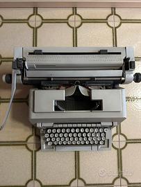 Olivetti linea 98 macchina scrivere