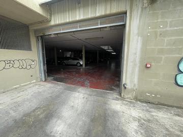 Posto auto ampio in ampio garage condominiale barf