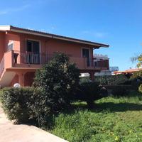 Arenella, villa singola su due livelli