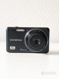 Olympus D-700 - digicam