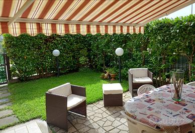 Bilocale in villa in residence a MARE con PISCINA