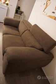 Divano di 8 mesi di vita