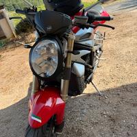 MV Agusta Brutale 750