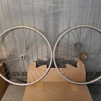 Ruote vintage 8 v mozzi campagnolo