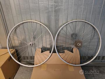 Ruote vintage 8 v mozzi campagnolo